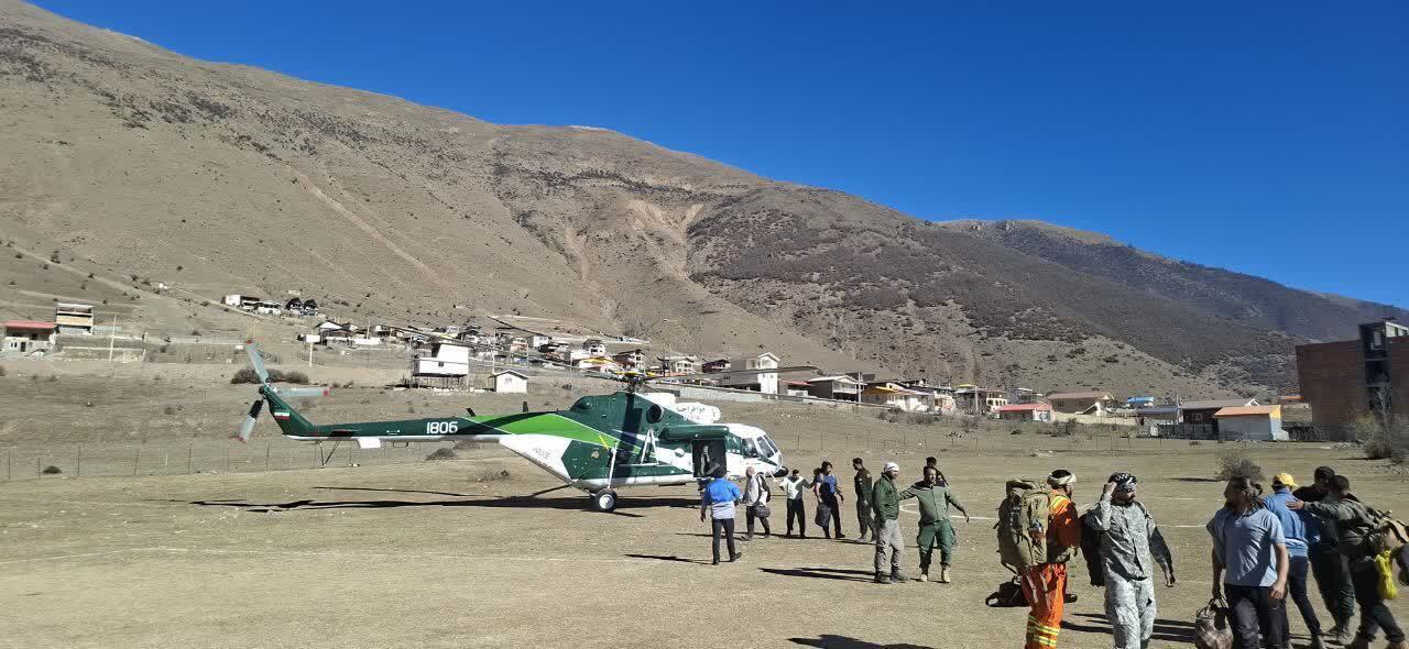 اعزام محیط‌بانان زنجان در اطفای حریق آتش سوزی جنگل‌های هیرکانی