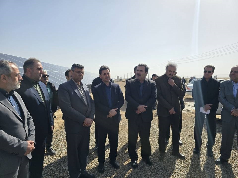 آغاز بهره برداری از نخستین نیروگاه تولید برق انرژی خورشیدی در شال آغاز بهره برداری از نخستین نیروگاه تولید برق انرژی خورشیدی در شال