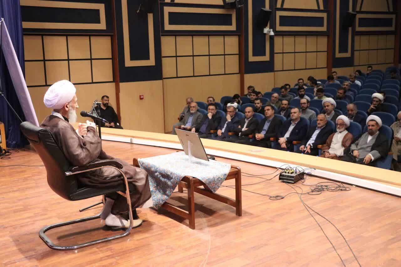 تأکید بر ترویج فرهنگ نماز و پیوند آن با نهضت عاشورا در مازندران تأکید بر ترویج فرهنگ نماز و پیوند آن با نهضت عاشورا در مازندران