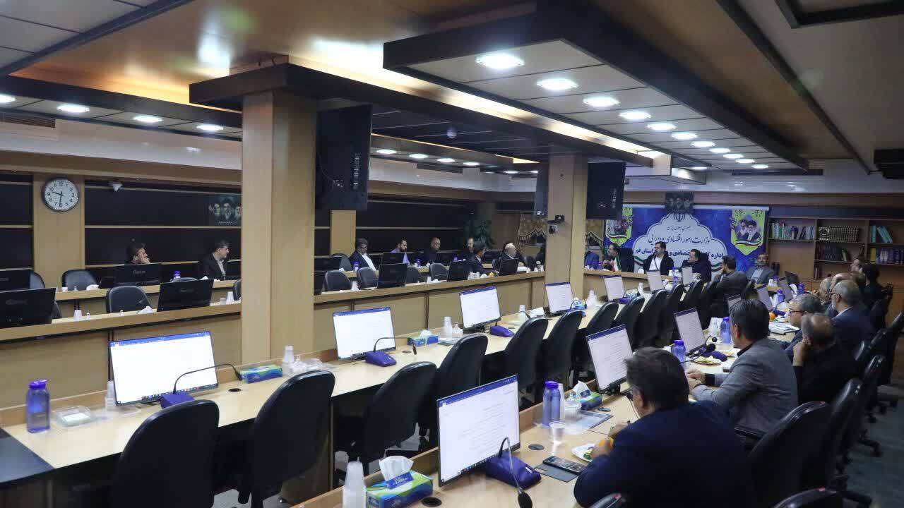 تصویب ۶ ملک مازاد دولتی در قم؛ تعیین تکلیف نمایشگاه فرش و برنامه‌ریزی برای توسعه فضا‌های آموزشی و ورزشی
