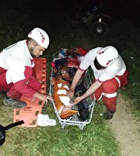 نجات طبیعت‌گرد مصدوم در ارتفاعات روستای آستامال ورزقان